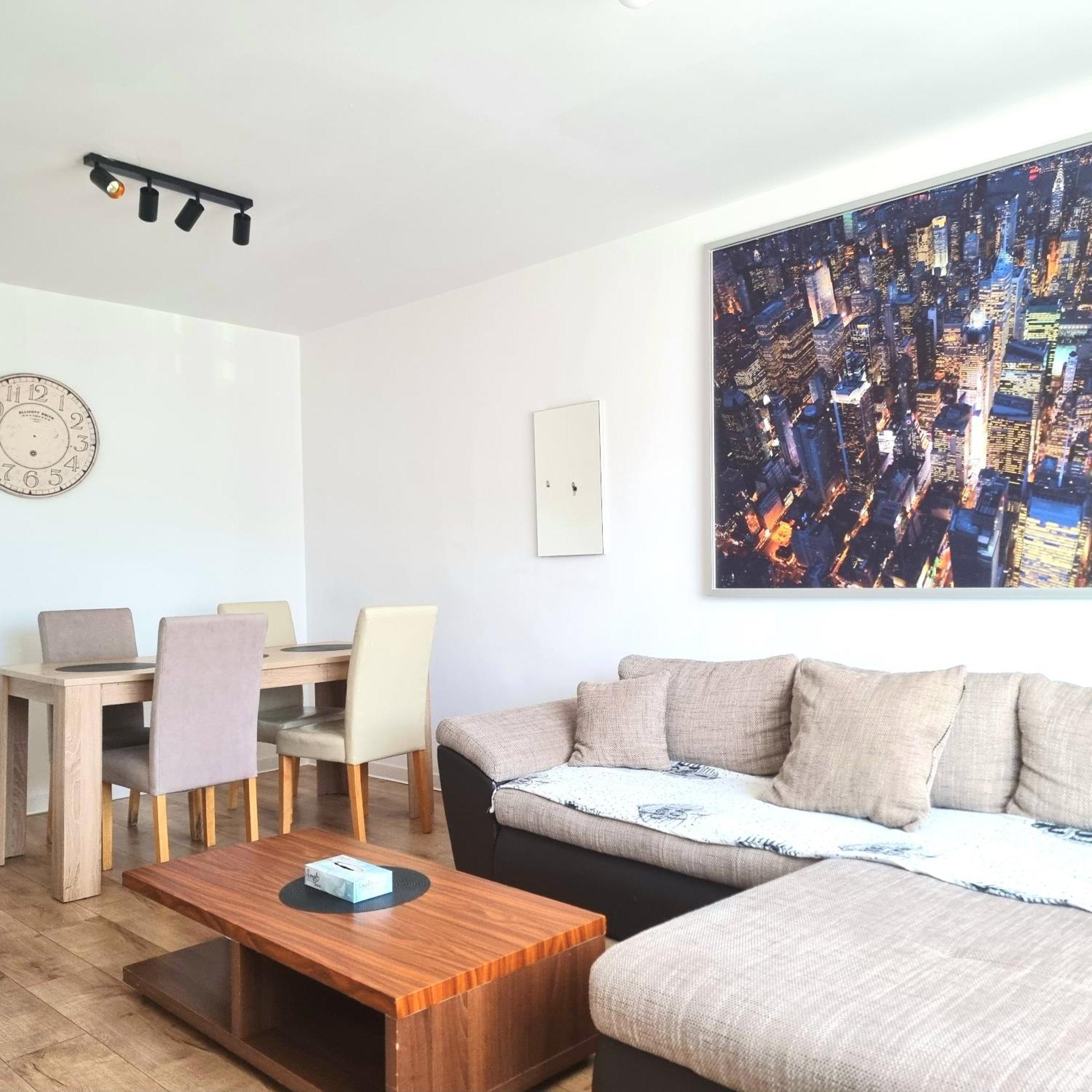 Top Location With Iconic View - Sala Palatului Bucarest Esterno foto